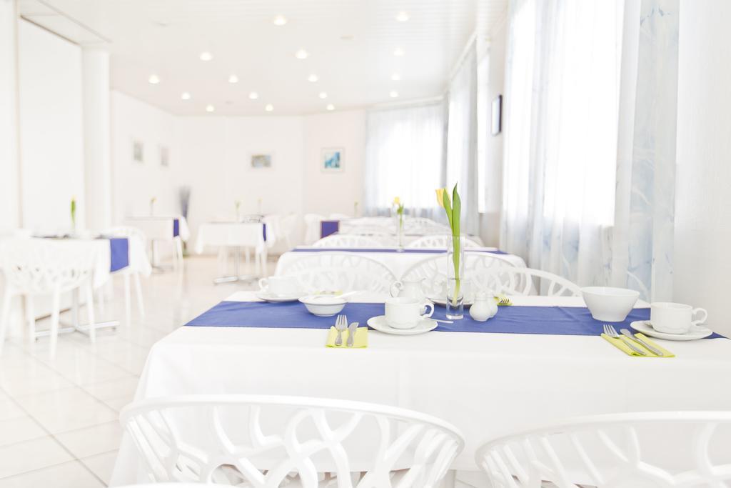 List Hotel 3*